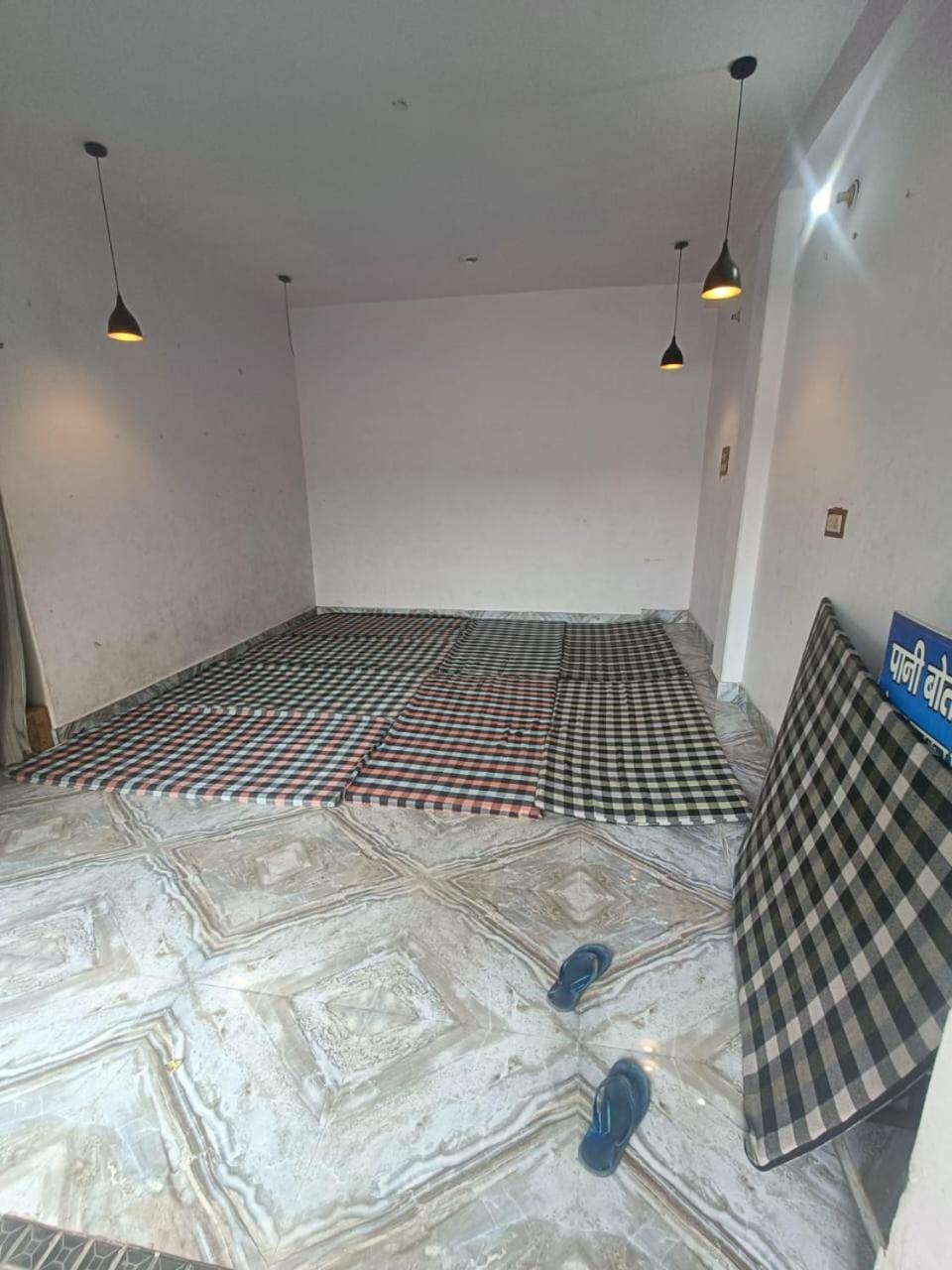 Rāmnagar Shri Annapurna Dormitory 호스텔 외부 사진